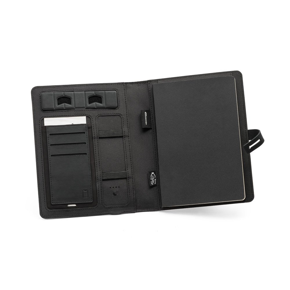 ELEVATE A5 FOLDER. Pasta A5 em poliéster 100% reciclado 300D com carregador wireless embutido 5'000 mAh e bloco com 1280 páginas pautadas - Imagem 7