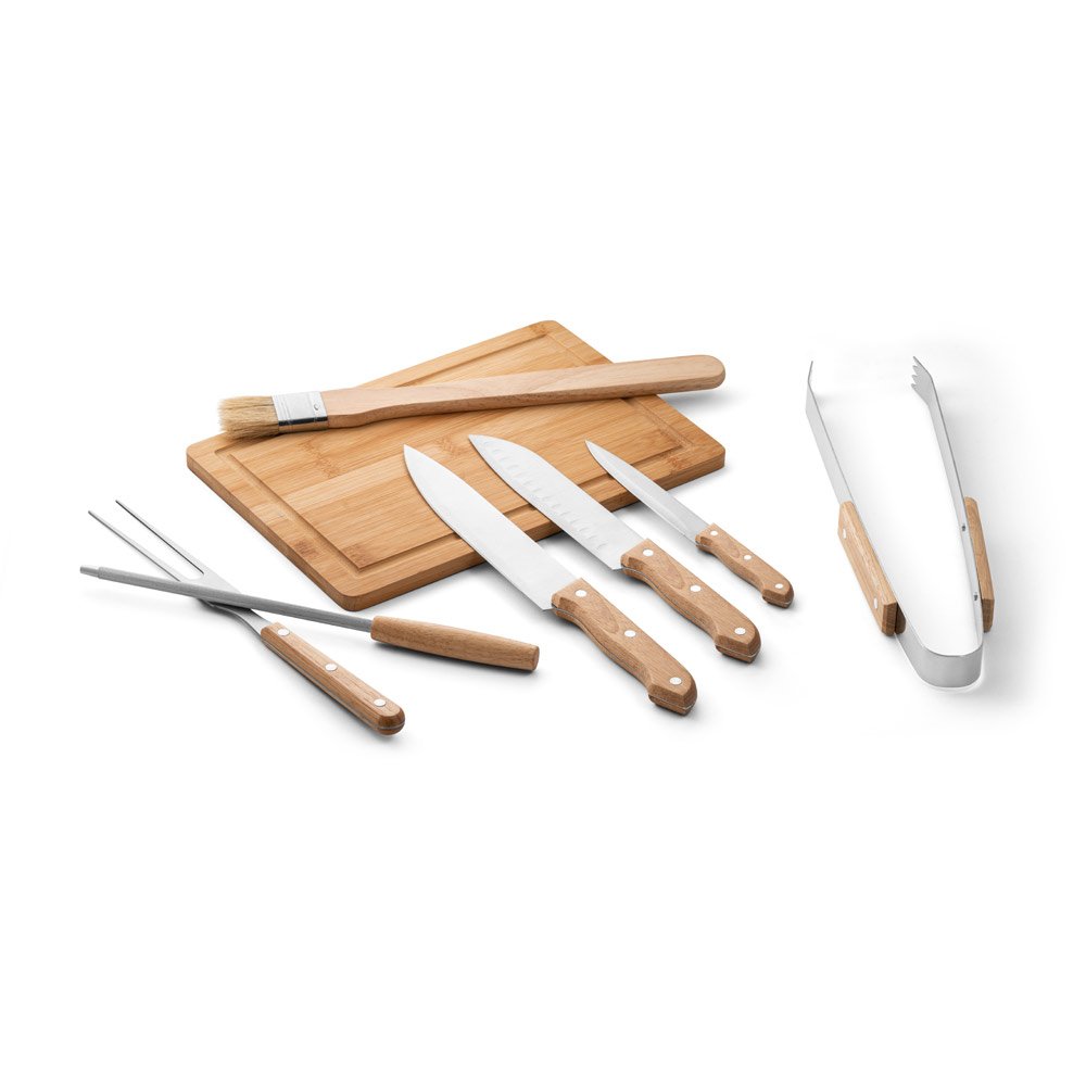 TERIYAKI. Kit churrasco em estojo de PU e 210D com tábua em bambu e 7 utensílios em aço inox e madeira de seringueira - Imagem 5
