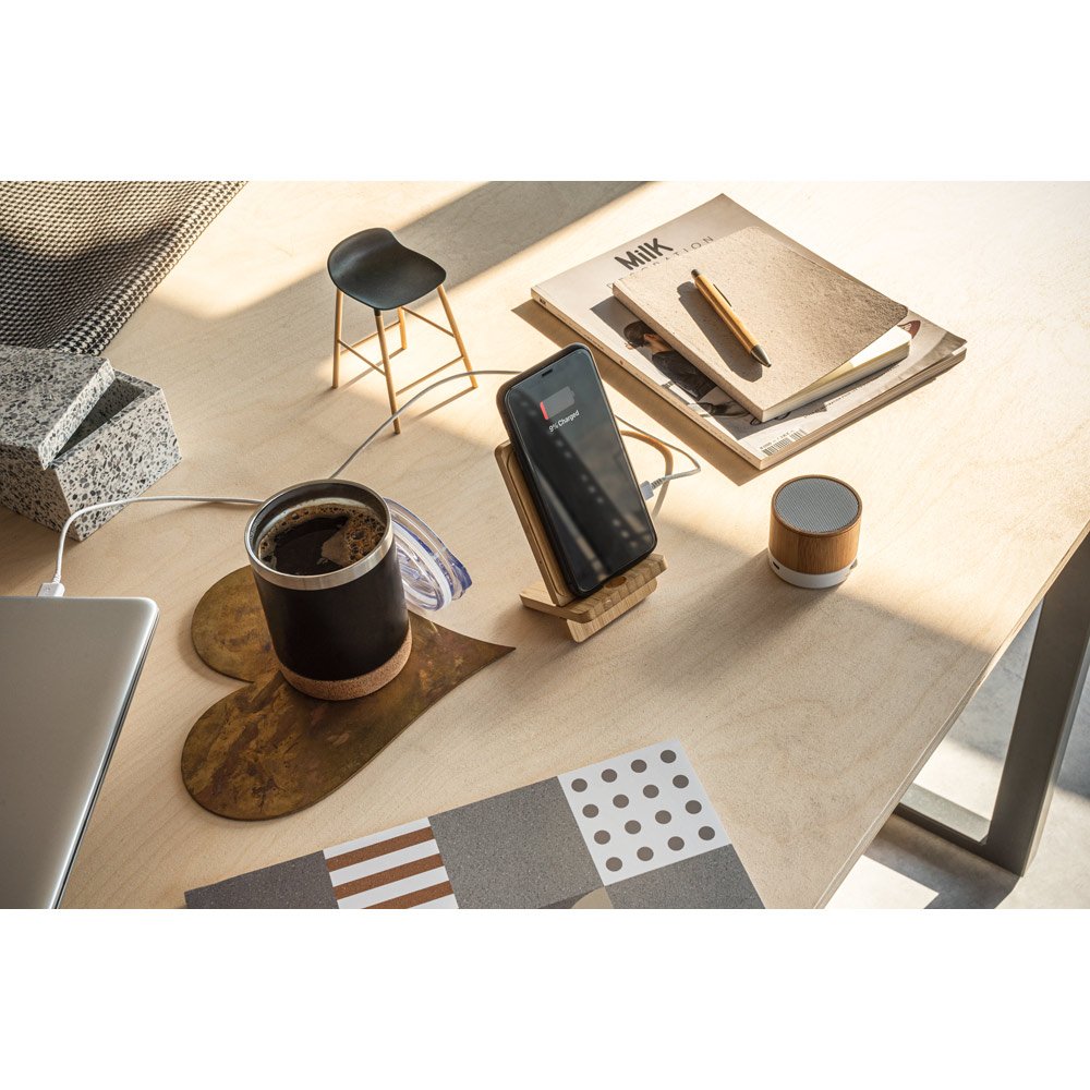 LANGE. Carregador por indução (wireless) super-rápido e suporte em bambu para smartphone 15 W - Imagem 5