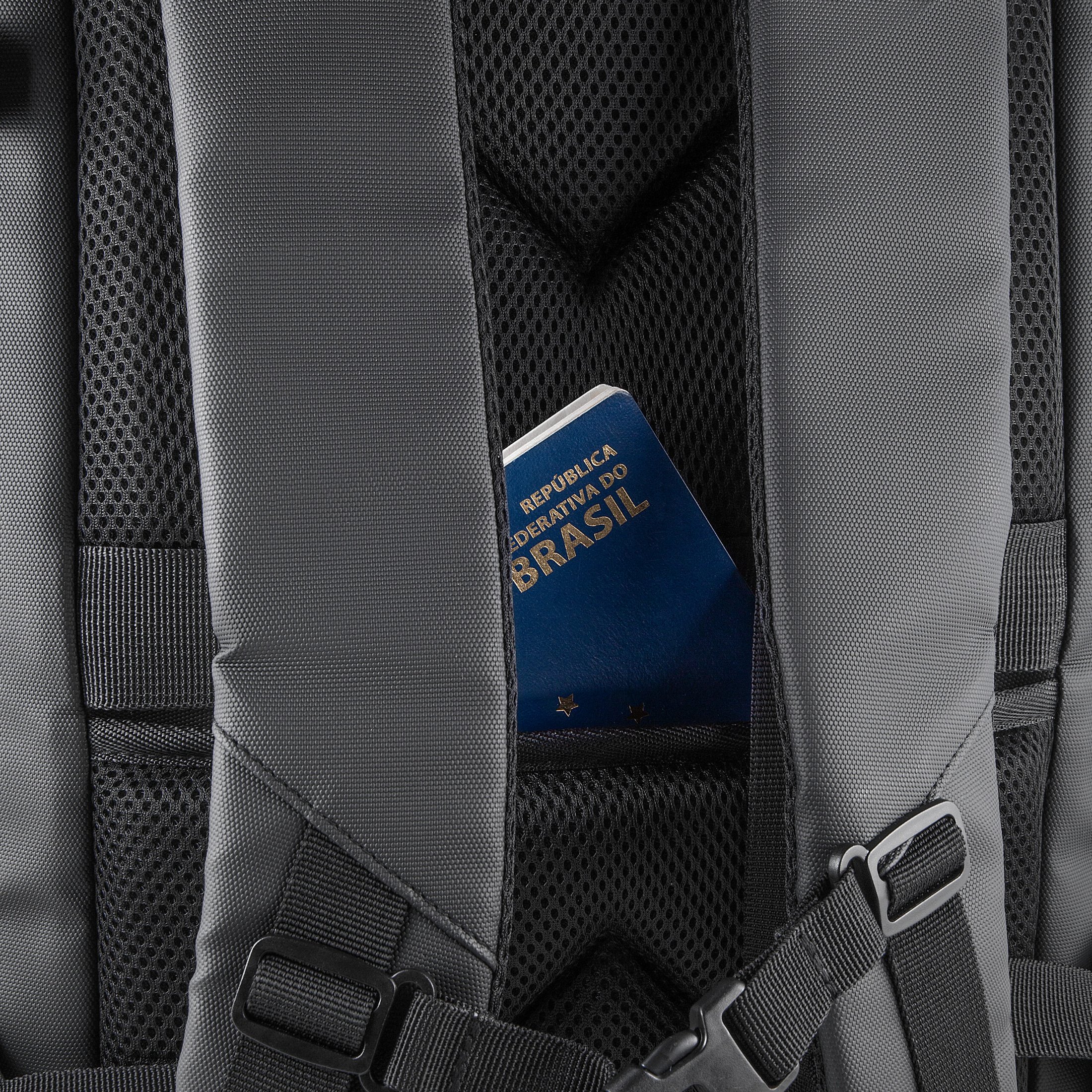 Mochila com Compartimento a Vácuo e Expansor - Imagem 6
